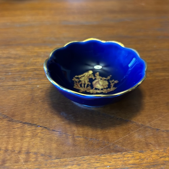 Limoges porcelain salt dish. - Picture 2 of 4